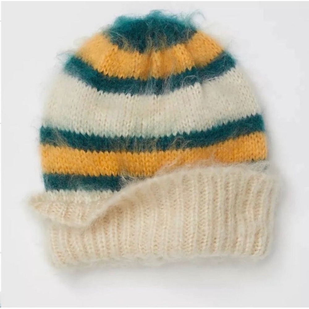 NWT FREE PEOPLE THE GROOVE STRIPE BEANIE HAT green yellow Wite
